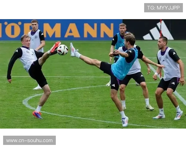 帕德博恩对阵达姆施塔特，德乙升级之争平局收场