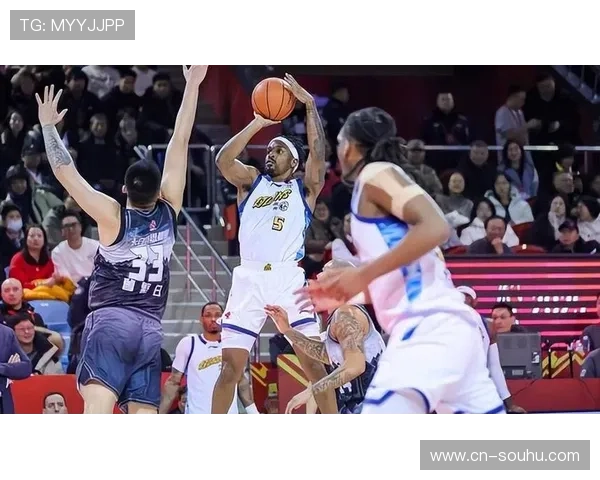 广厦78-72不敌吉林，卫冕冠军遭遇两连败